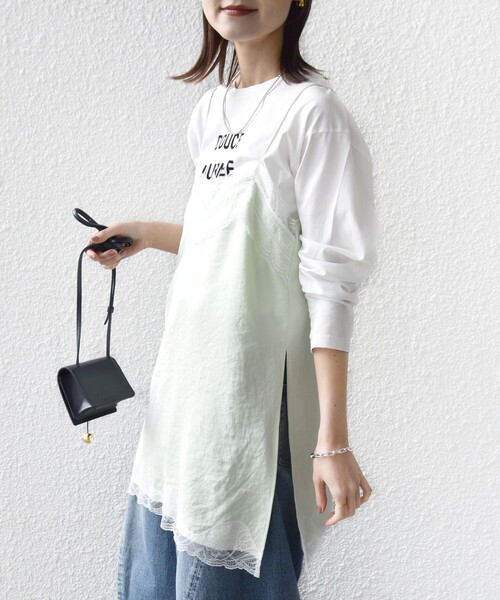 SHIPS（シップス）の「〈洗濯機可能〉ダル サテン レース スリット キャミソール（キャミソール・レディース・オフホワイト/ライトグリーン・ONE SIZE）」の2枚目の写真