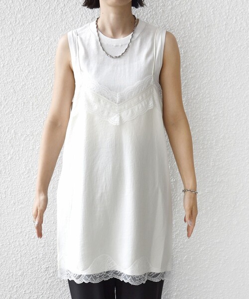 SHIPS（シップス）の「〈洗濯機可能〉ダル サテン レース スリット キャミソール（キャミソール・レディース・オフホワイト/ライトグリーン・ONE SIZE）」の8枚目の写真