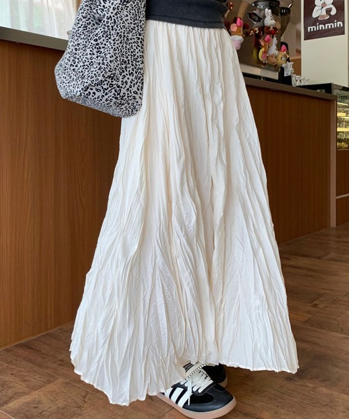 GLAMOROUS JANE(グラマラスジェーン)の「シワ加工ウエストゴムロングスカート(スカート・レディース・ブラック/イエロー/ピンク/ホワイト/ブルー・FREE)」の8枚目の写真