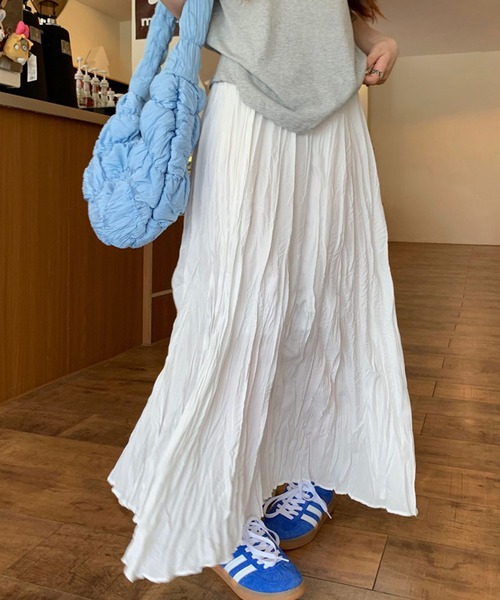 GLAMOROUS JANE(グラマラスジェーン)の「シワ加工ウエストゴムロングスカート(スカート・レディース・ブラック/イエロー/ピンク/ホワイト/ブルー・FREE)」の16枚目の写真