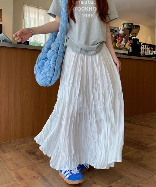 GLAMOROUS JANE(グラマラスジェーン)の「シワ加工ウエストゴムロングスカート(スカート・レディース・ブラック/イエロー/ピンク/ホワイト/ブルー・FREE)」の21枚目の写真