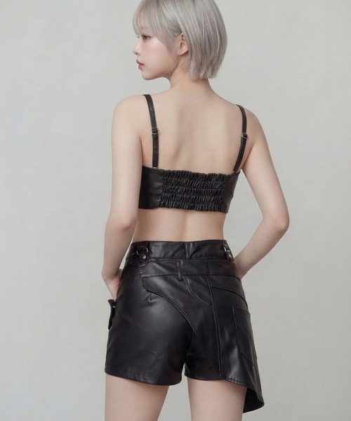 DURAS（デュラス）の「ビスチェ+2WAYフェイクレザーショートパンツ（その他パンツ・レディース・ホワイト/ブラック・M-L/S-M）」の9枚目の写真