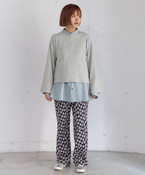 POU DOU DOU（プードゥドゥ）の「フレアスリーブトップス（Tシャツ/カットソー・レディース・グレー/ブルー/ブラック/アイボリー・3）」の19枚目の写真