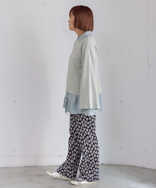 POU DOU DOU（プードゥドゥ）の「フレアスリーブトップス（Tシャツ/カットソー・レディース・グレー/ブルー/ブラック/アイボリー・3）」の21枚目の写真