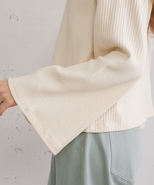 POU DOU DOU（プードゥドゥ）の「フレアスリーブトップス（Tシャツ/カットソー・レディース・グレー/ブルー/ブラック/アイボリー・3）」の14枚目の写真