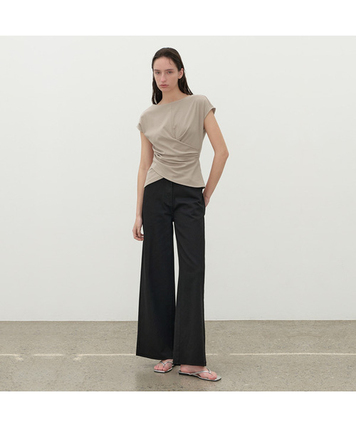 ATELIER NAIN（アトリエナイン）の「ESSENTIAL SOLID WIDE PANTS(PT-5682)（スラックス・レディース・ブラック/アイボリー・LARGE/MEDIUM/SMALL）」の2枚目の写真