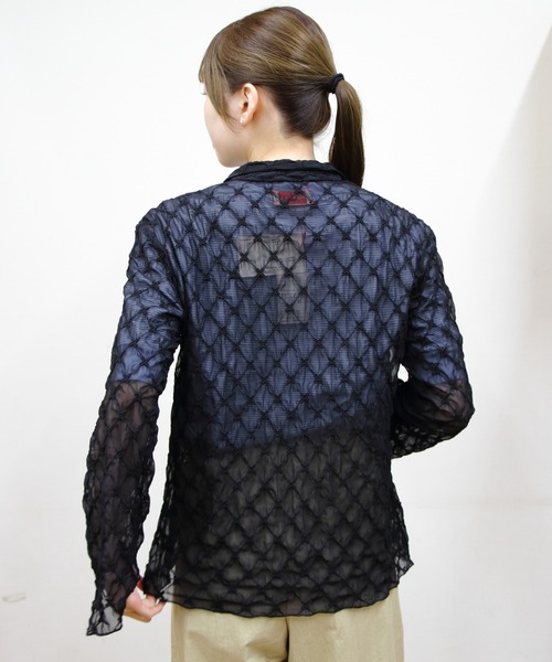 MEYAME(メヤメ)の「MEYAME/メヤメ レーススキッパーブラウス LACE SKIPPER BLOUSE(シャツ/ブラウス・レディース・ネイビー/ブラック・FREE)」の5枚目の写真