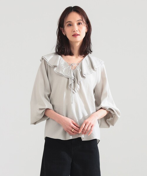 Demi-Luxe BEAMS（デミルクス ビームス）の「【8/6値下げ】ラッフル ボリューム ブラウス［手洗い可］（シャツ/ブラウス・レディース・ブラック系その他3/ホワイト・ONE SIZE）」の2枚目の写真