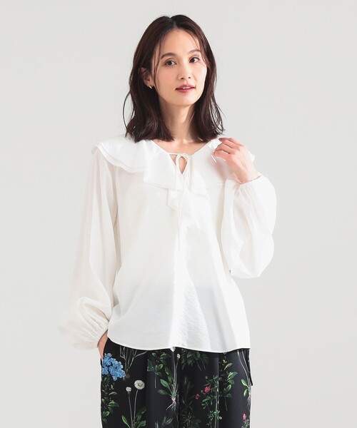 Demi-Luxe BEAMS（デミルクス ビームス）の「【8/6値下げ】ラッフル ボリューム ブラウス［手洗い可］（シャツ/ブラウス・レディース・ブラック系その他3/ホワイト・ONE SIZE）」の6枚目の写真