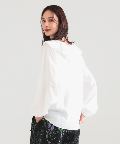 Demi-Luxe BEAMS（デミルクス ビームス）の「【8/6値下げ】ラッフル ボリューム ブラウス［手洗い可］（シャツ/ブラウス・レディース・ブラック系その他3/ホワイト・ONE SIZE）」の7枚目の写真