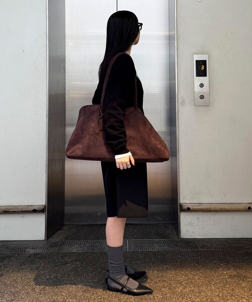 fredy emue（フレディエミュ）の「フェイクスエードワイドトートバッグ（トートバッグ・レディース・ブラウン/ブラック・FREE）」の18枚目の写真
