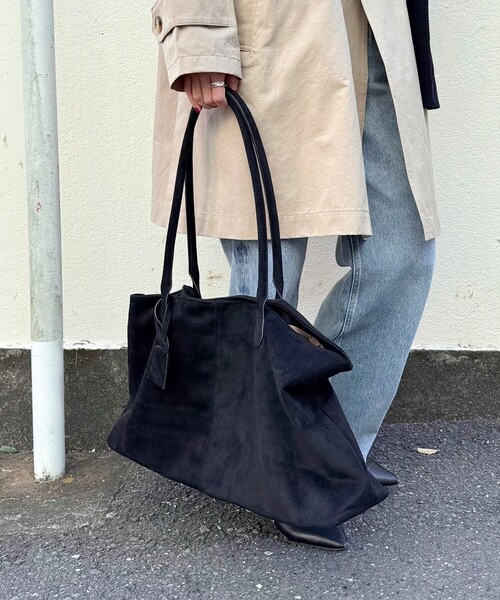 fredy emue（フレディエミュ）の「フェイクスエードワイドトートバッグ（トートバッグ・レディース・ブラウン/ブラック・FREE）」の15枚目の写真