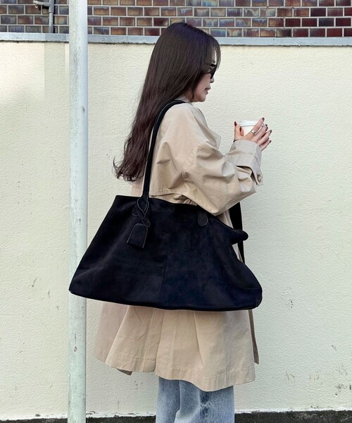 fredy emue（フレディエミュ）の「フェイクスエードワイドトートバッグ（トートバッグ・レディース・ブラウン/ブラック・FREE）」の14枚目の写真