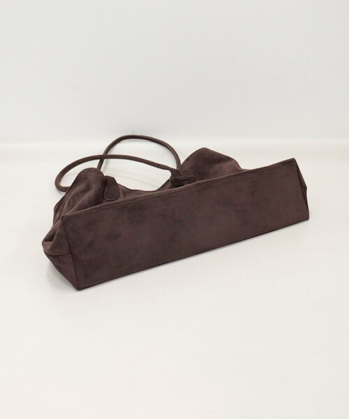 fredy emue（フレディエミュ）の「フェイクスエードワイドトートバッグ（トートバッグ・レディース・ブラウン/ブラック・FREE）」の8枚目の写真