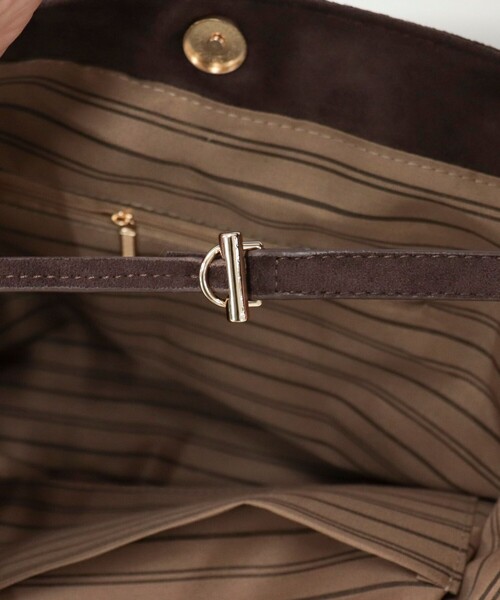 fredy emue（フレディエミュ）の「フェイクスエードワイドトートバッグ（トートバッグ・レディース・ブラウン/ブラック・FREE）」の6枚目の写真