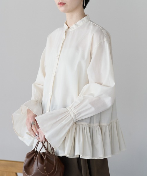 r.（アールドット）の「裾フリルブラウス（シャツ/ブラウス・レディース・ホワイト/ブルー/キナリ/ブラック・FREE）」の8枚目の写真