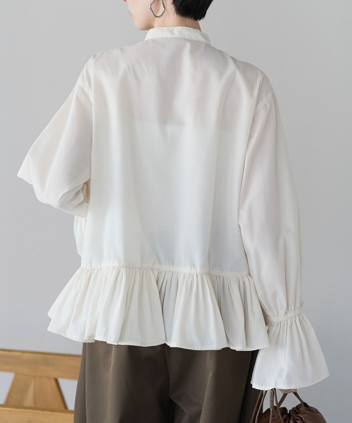 r.（アールドット）の「裾フリルブラウス（シャツ/ブラウス・レディース・ホワイト/ブルー/キナリ/ブラック・FREE）」の10枚目の写真