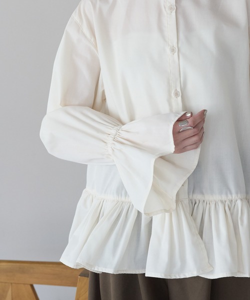 r.（アールドット）の「裾フリルブラウス（シャツ/ブラウス・レディース・ホワイト/ブルー/キナリ/ブラック・FREE）」の19枚目の写真