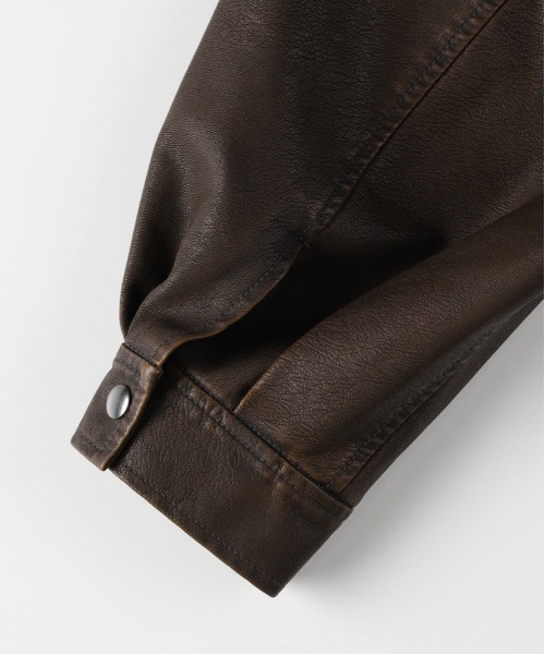 BACK NUMBER（バックナンバー）の「【BACK NUMBER】フェイクレザーフライトジャケット (ヴィンテージ加工 / A2ベース / カジュアルアウター)（ブルゾン・メンズ・ブラック/ブラウン・M/L/XL/S）」の7枚目の写真