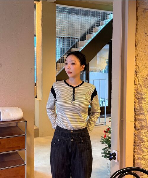 HAVISM(ヘビズム)の「STRIPE SHOULDER BLOCK HENRY L/S TEE(IVORY)(Tシャツ/カットソー・レディース・その他・ONE SIZE)」の7枚目の写真