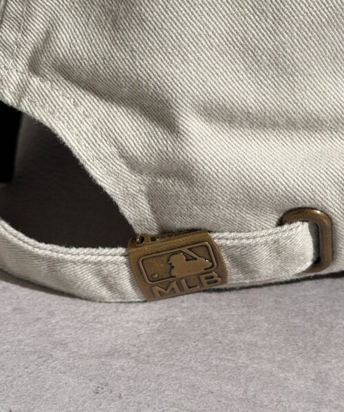 LOUNGEDRESS（ラウンジドレス）の「【NEW ERA】MLB Batterman Buckle（ハット・レディース・アイボリー/ブラック・FREE）」の6枚目の写真