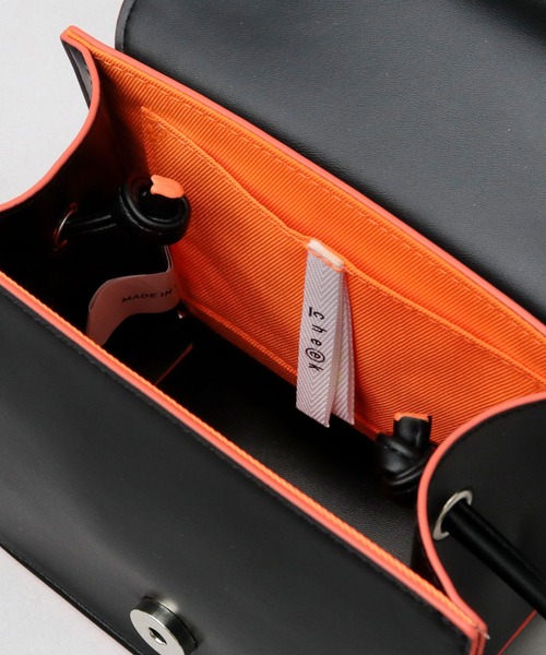 cheek(BAG)(チーク)の「ネオンライン レザー調 ミニショルダーバッグ(ショルダーバッグ・レディース・ブラック/シルバー・FREE)」の21枚目の写真