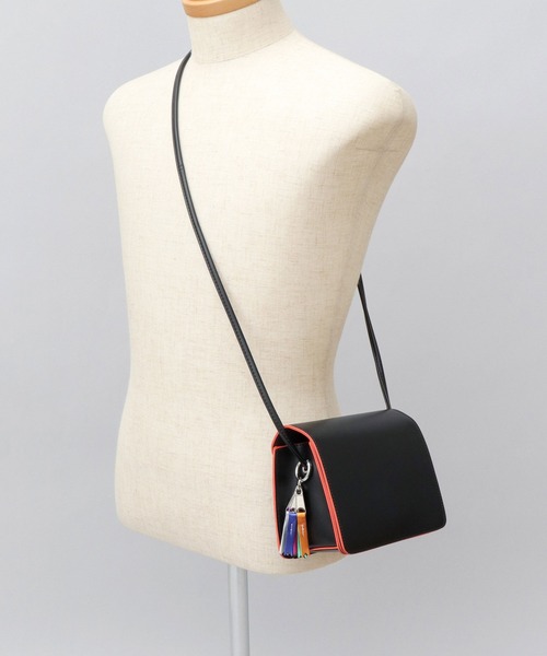 cheek(BAG)(チーク)の「ネオンライン レザー調 ミニショルダーバッグ(ショルダーバッグ・レディース・ブラック/シルバー・FREE)」の3枚目の写真