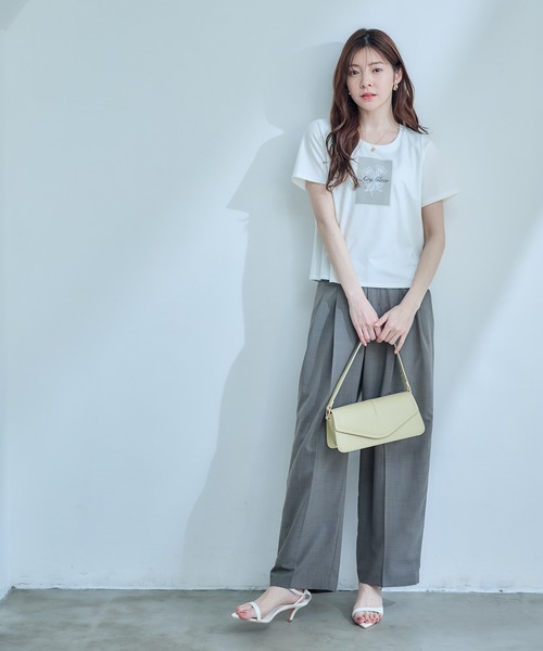 12Twelve Agenda(トゥエルブ アジェンダ)の「メッシュ風フラワープリントTシャツ(Tシャツ/カットソー・レディース・ベージュ/グレー・M)」の10枚目の写真