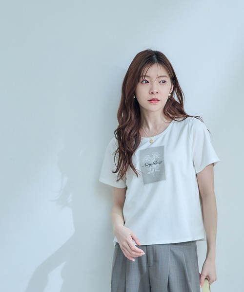 12Twelve Agenda(トゥエルブ アジェンダ)の「メッシュ風フラワープリントTシャツ(Tシャツ/カットソー・レディース・ベージュ/グレー・M)」の7枚目の写真