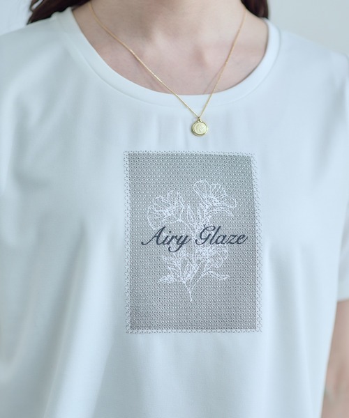 12Twelve Agenda(トゥエルブ アジェンダ)の「メッシュ風フラワープリントTシャツ(Tシャツ/カットソー・レディース・ベージュ/グレー・M)」の17枚目の写真