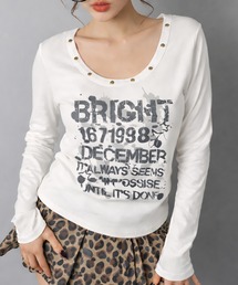 SPINNS（スピンズ）の「強気に着こなす★スタッズ×ペイントロゴの平成ギャルトップス（Tシャツ/カットソー）」