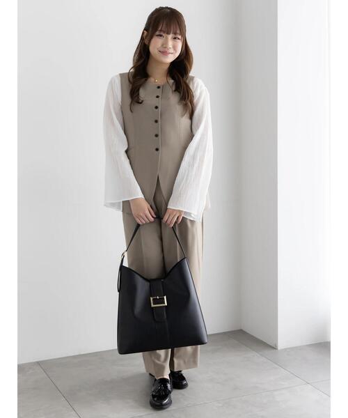 Te chichi（テチチ）の「スクエアネックジレ【AOYAMA FASHION ASSOCIATION × Té chichi】（ベスト・レディース・モカ/ネイビー・F）」の14枚目の写真