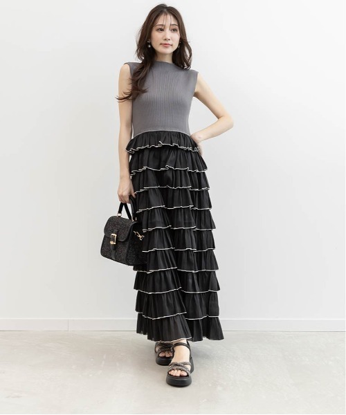 RANDA(ランダ)の「ビジュークロスストラップスポーツサンダル(サンダル・レディース・ホワイト/ブラック・S/M/L)」の8枚目の写真