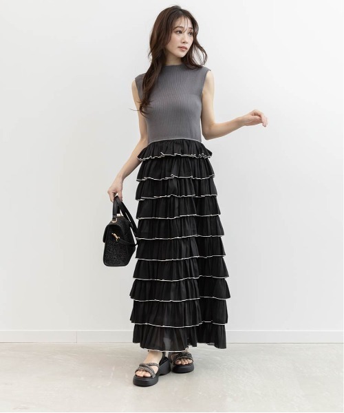 RANDA(ランダ)の「ビジュークロスストラップスポーツサンダル(サンダル・レディース・ホワイト/ブラック・S/M/L)」の9枚目の写真