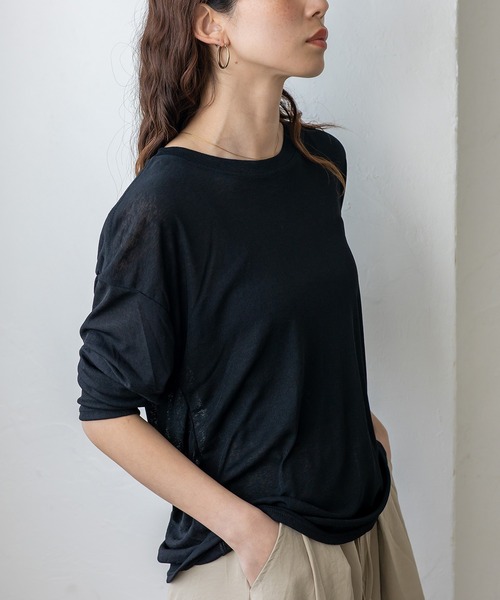 VitaFelice（ヴィータフェリーチェ）の「ストレッチシアークルーネック長袖トップス 春服（Tシャツ/カットソー・レディース・ブルー/グリーン/イエロー/ブラック/ホワイト・FREE）」の20枚目の写真