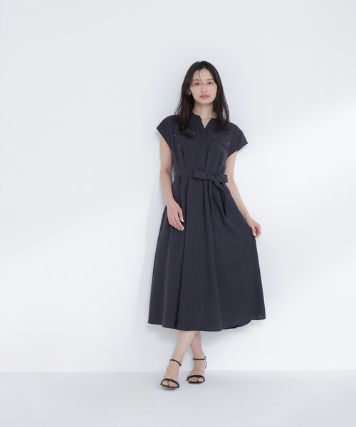 NATURAL BEAUTY BASIC（ナチュラルビューティーベーシック）の「◇スキッパーポケットシャツワンピース（シャツワンピース・レディース・ライトグリーン/ベージュ/チャコールグレー・MEDIUM/P/S）」の4枚目の写真