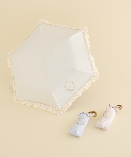 Maison de FLEUR（メゾンドフルール）の「遮光&UV CUT フリル折りたたみ傘（折りたたみ傘・レディース・グレイッシュブルー/ピンク/アイボリー・FREE）」の4枚目の写真