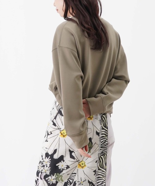 LUCA/LADY LUCK LUCA(ルカ/レディラックルカ)の「LC/LLL ライトダンボールビーズ+刺繍ロゴプルオーバー(Tシャツ/カットソー・レディース・カーキ/ブラック/オフホワイト・FREE)」の7枚目の写真