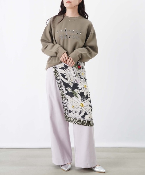 LUCA/LADY LUCK LUCA(ルカ/レディラックルカ)の「LC/LLL ライトダンボールビーズ+刺繍ロゴプルオーバー(Tシャツ/カットソー・レディース・カーキ/ブラック/オフホワイト・FREE)」の4枚目の写真