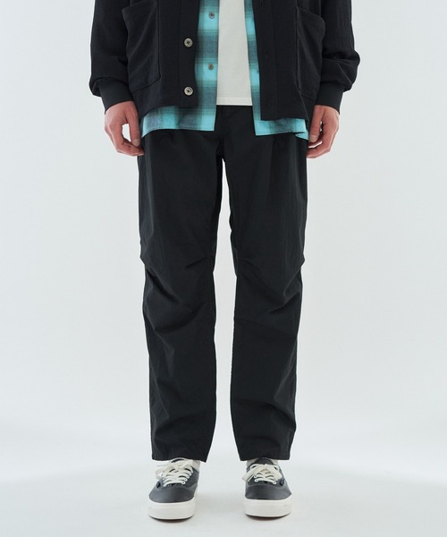 ESTNATION(エストネーション)の「ESTNATION / コットンナイロン テーパードパンツ(その他パンツ・メンズ・チャコールグレー/ブラック・MEDIUM/LARGE)」の6枚目の写真