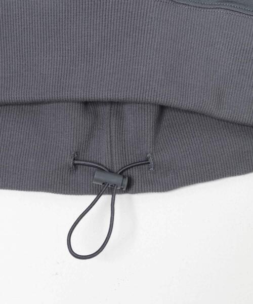 ITEMS URBANRESEARCH(アイテムズ アーバンリサーチ)の「サイドストレージ半袖ポンチTops(Tシャツ/カットソー・メンズ・ブラック/ダークグレー/ベージュ/カーキ・LARGE/MEDIUM)」の16枚目の写真