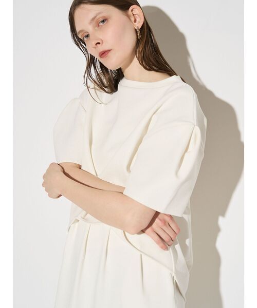 ELENDEEK(エレンディーク)の「フォルムスリーブカットソー(Tシャツ/カットソー・レディース・オフホワイト・FREE)」の3枚目の写真