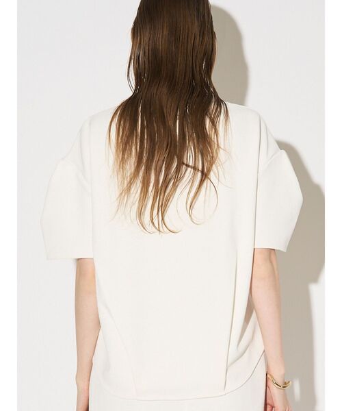 ELENDEEK(エレンディーク)の「フォルムスリーブカットソー(Tシャツ/カットソー・レディース・オフホワイト・FREE)」の5枚目の写真