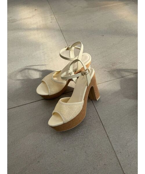 dazzlin(ダズリン)の「ジュート厚底サンダル(サンダル・レディース・ブラック/アイボリー/ブラウン・LARGE/MEDIUM/SMALL)」の1枚目の写真