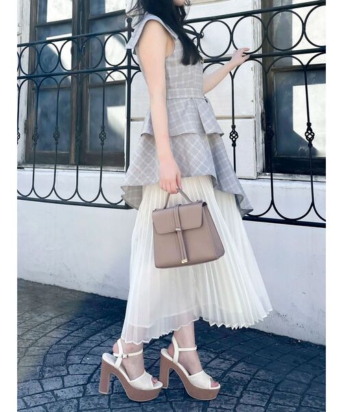 dazzlin(ダズリン)の「ジュート厚底サンダル(サンダル・レディース・ブラック/アイボリー/ブラウン・LARGE/MEDIUM/SMALL)」の11枚目の写真