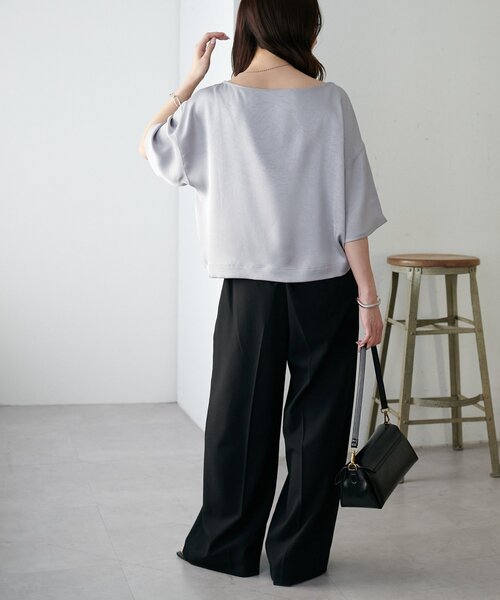 DISCOAT（ディスコート）の「【WEB限定】シワ加工サテン半袖プルオーバー（Tシャツ/カットソー・レディース・ライトグレー/アイボリー/ピンク・MEDIUM）」の21枚目の写真
