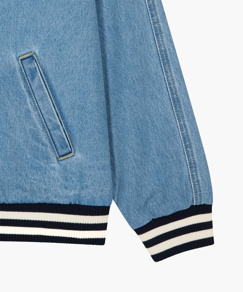 MARITHE + FRANCOIS GIRBAUD（マリテフランソワジルボー）の「CLASSIC LOGO RAGLAN DENIM VARSITY JACKET（デニムジャケット・レディース・ライトブルー/インディゴブルー・X-LARGE/LARGE/MEDIUM/SMALL）」の5枚目の写真