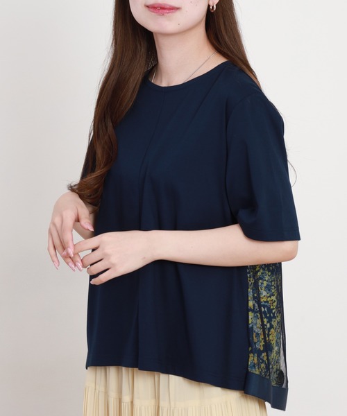 BRODIAEA(ブローディア)の「BRODIAEA バック切替えフラワー×チュール半袖Tシャツ 日本製(Tシャツ/カットソー・レディース・グレー/イエロー/ネイビー・40)」の13枚目の写真