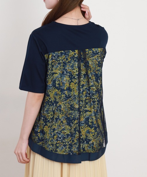 BRODIAEA(ブローディア)の「BRODIAEA バック切替えフラワー×チュール半袖Tシャツ 日本製(Tシャツ/カットソー・レディース・グレー/イエロー/ネイビー・40)」の14枚目の写真