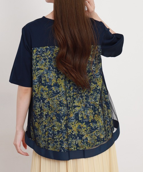 BRODIAEA(ブローディア)の「BRODIAEA バック切替えフラワー×チュール半袖Tシャツ 日本製(Tシャツ/カットソー・レディース・グレー/イエロー/ネイビー・40)」の16枚目の写真